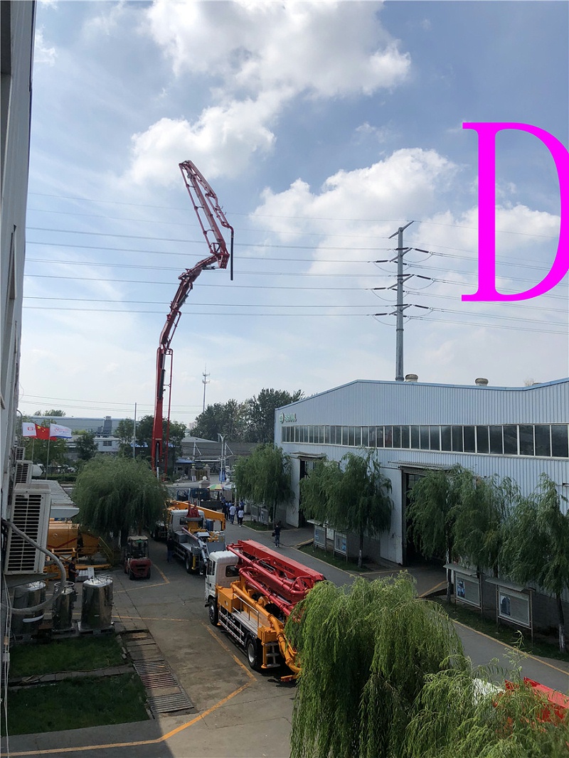 青島混凝土泵車價格 (6) 青島混凝土泵車價格 (6)